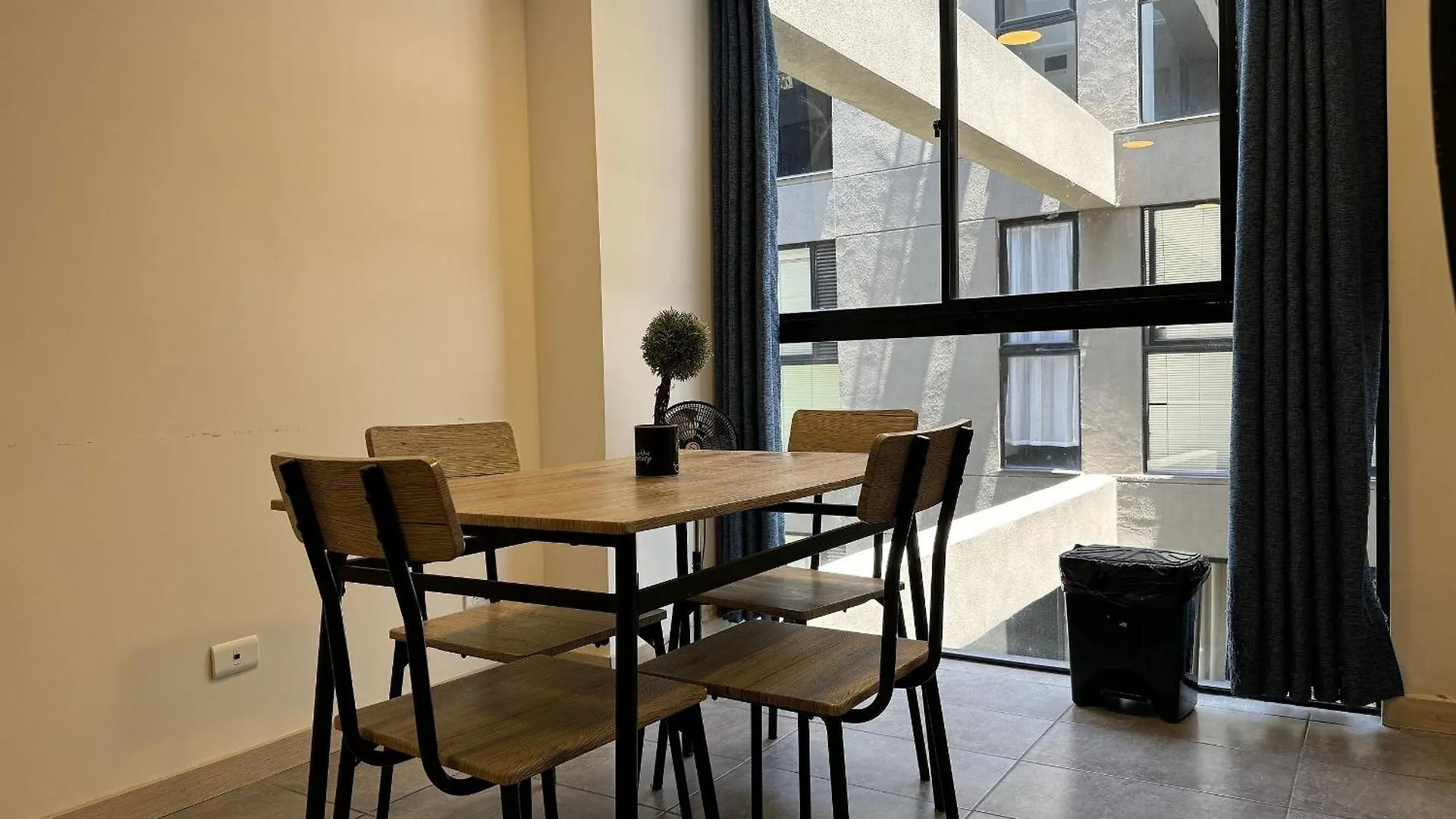 Apartment Tranvia 40 - Amoblados Velasquez Medellin Colombia