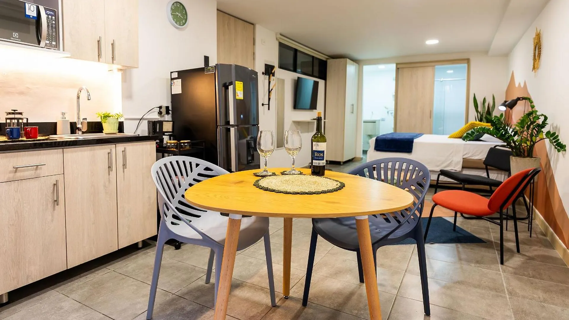 Tranvia 40 - Amoblados Velasquez Medellín Apartamento