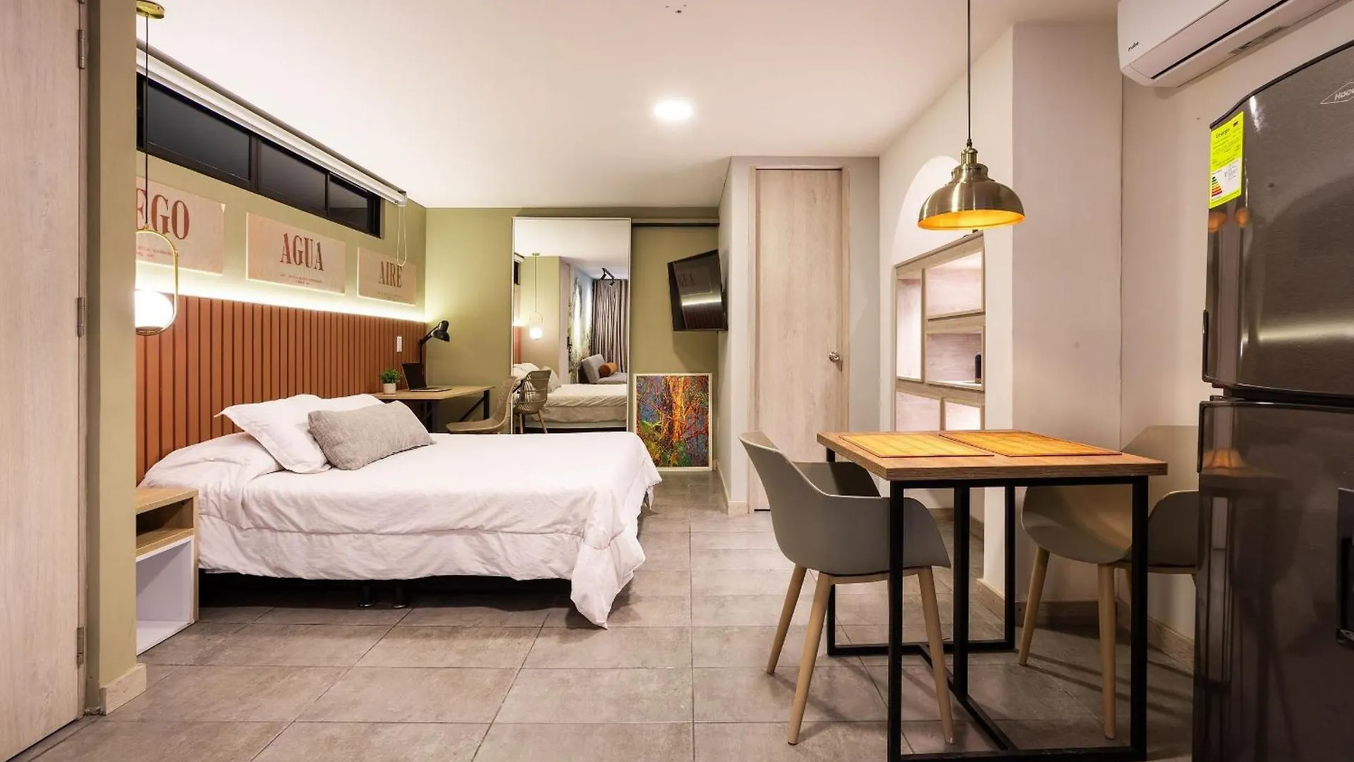 Tranvia 40 - Amoblados Velasquez Medellin Apartment