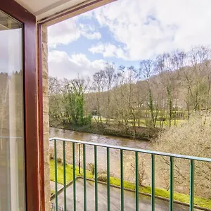 Luxury Riverside Central With Parking - Video Tour Bingley