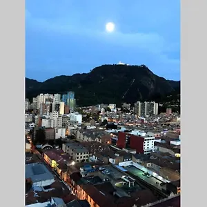 - Apto En El Corazon De La Ciudad Con Vista Unica Bogota