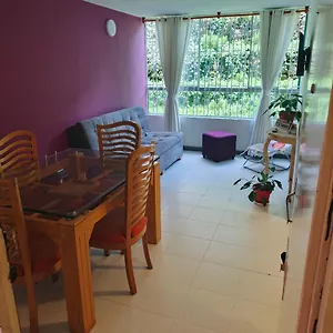 Encantador De 2 Habitaciones, Cerca Centro Bogota, Apartamento Bogotá