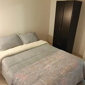 Encantador De 2 Habitaciones, Cerca Centro Bogota, Apartamento Bogotá